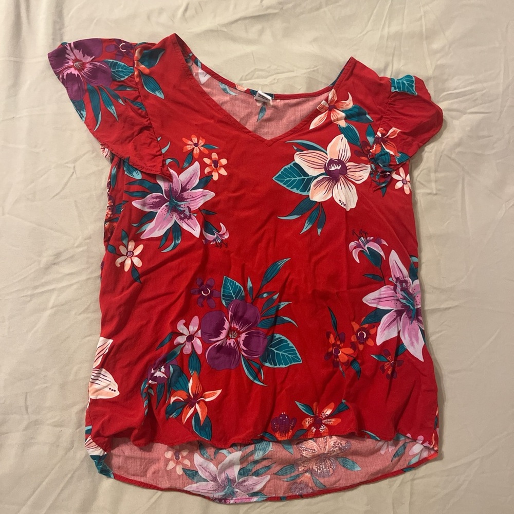 Red floral top